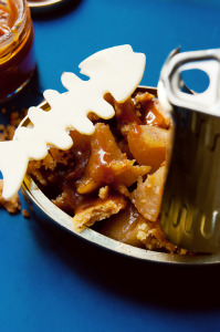 Compotée de pommes, Crème de Salidou®, Sablé breton à la fleur de sel
© Création - Qui a volé les tartes
© Stylisme - La Châteleine