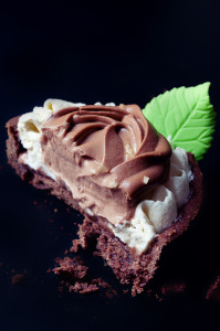Tarte au chocolat à la fleur de sel de Guérande 
©Photographie et stylisme culinaire Qui a volé les tartes ?